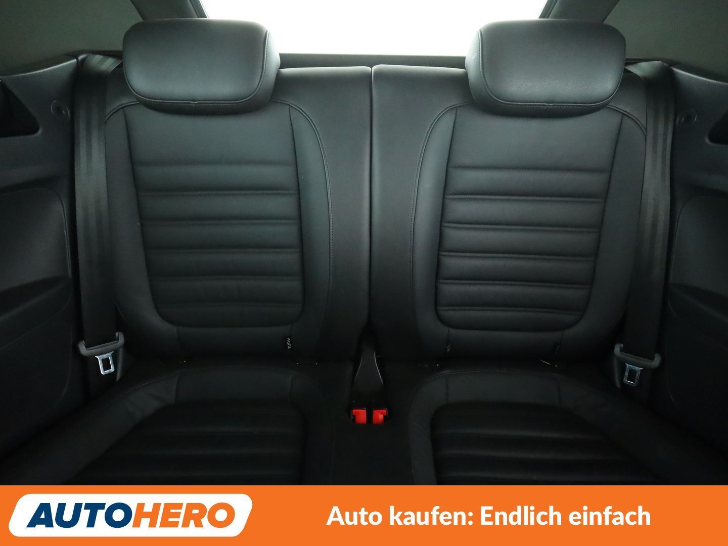 Volkswagen Beetle 1.4 TSI R-Line BMT*NAVI*XENON*PDC*SHZ* foto 14