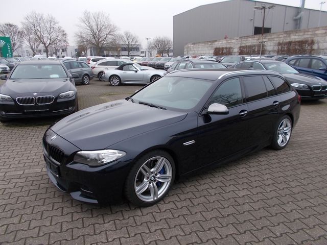 BMW M550d xDrive, Leder Navi Connected Harman Xenon