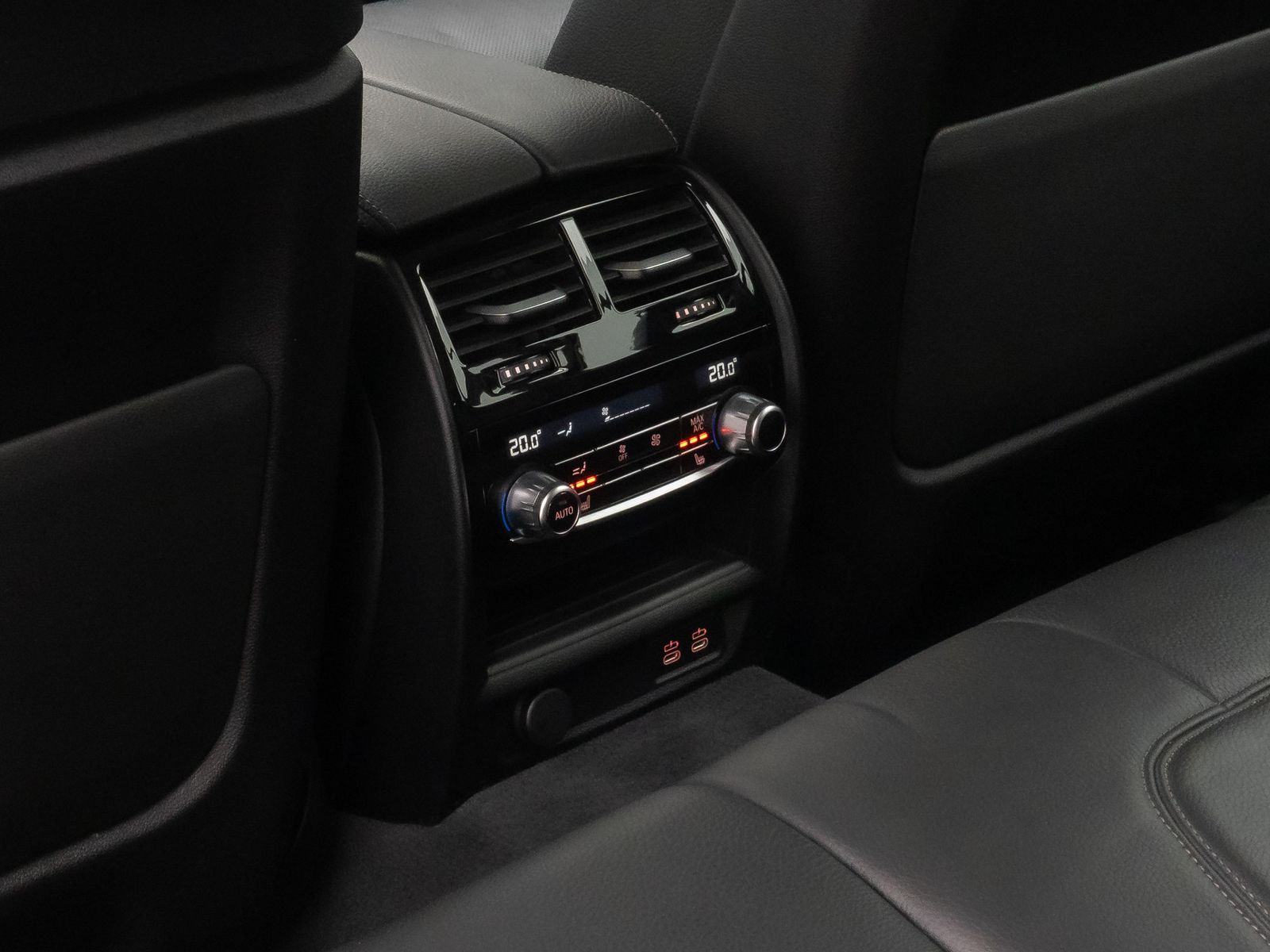 Fahrzeugabbildung BMW 530e xD  Kamera Laser HUD DAB H/K Komfort Alarm