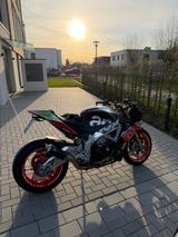 Aprilia Tuono V4 Factory APRC - Aprilia Tuono V4 Factory