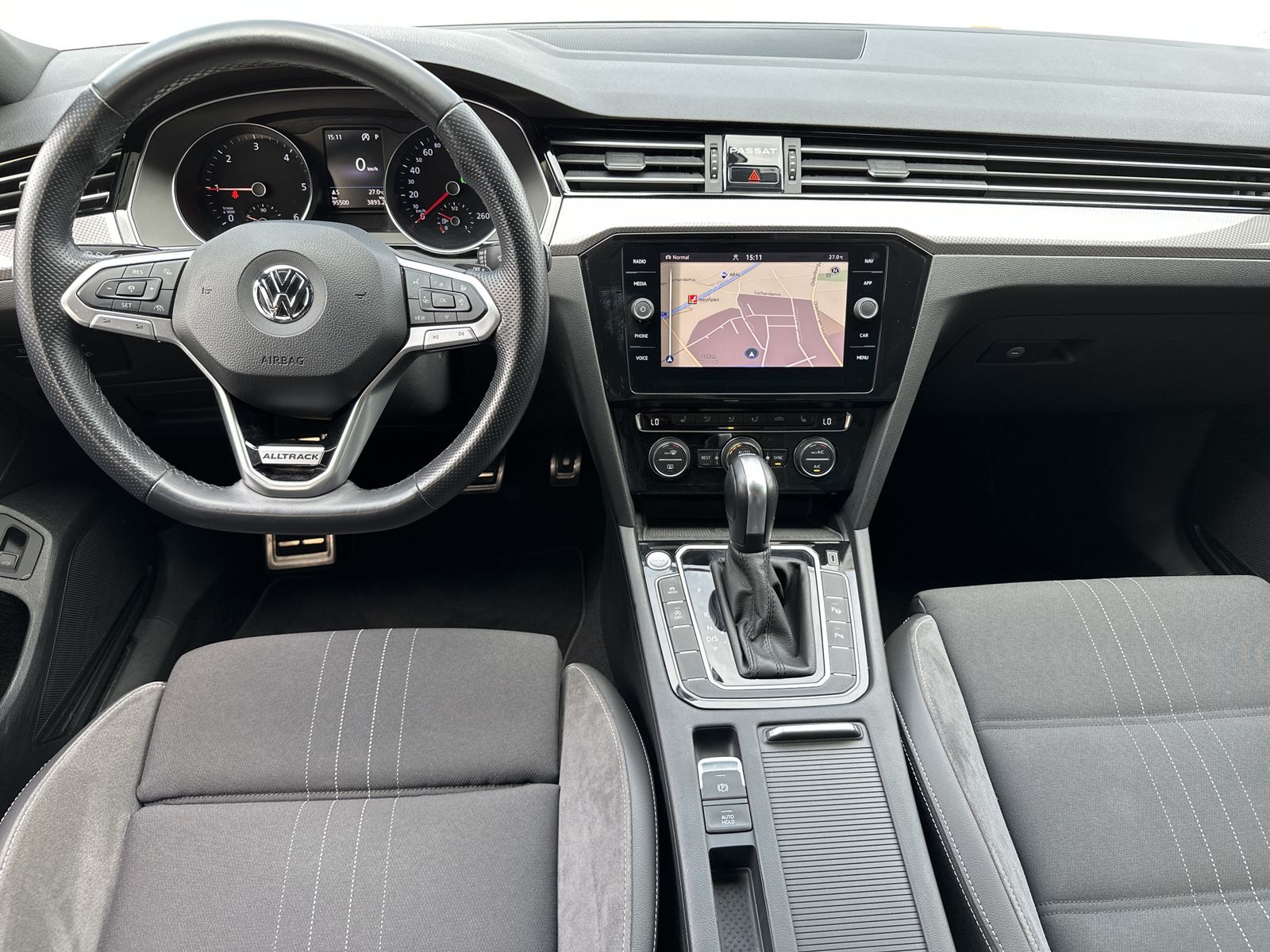 Fahrzeugabbildung Volkswagen Passat Alltrack 2.0 TDI DSG 4M NAV+LED+AHK+KAMER