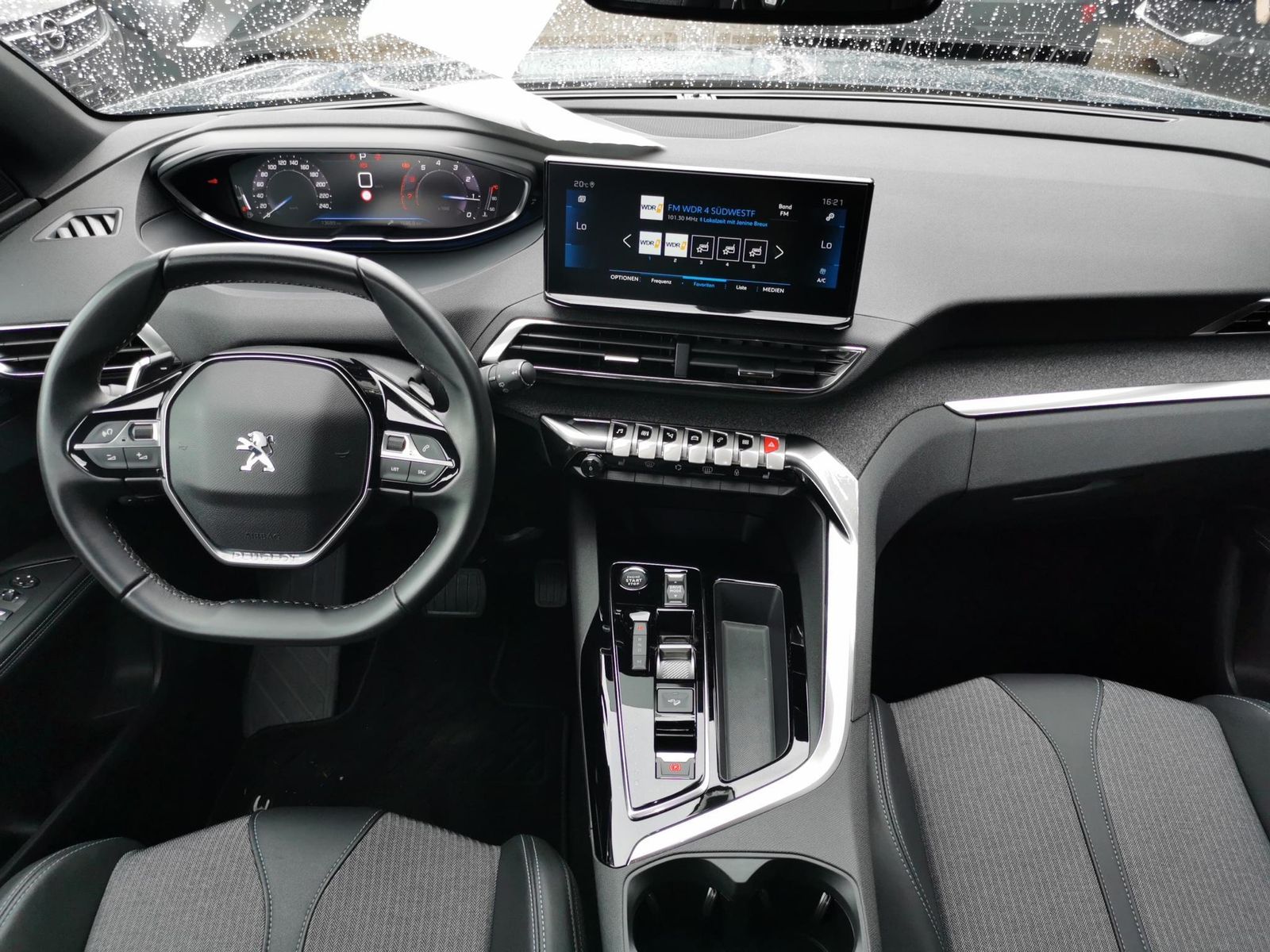 Fahrzeugabbildung Peugeot 3008 1.2 Allure Pack