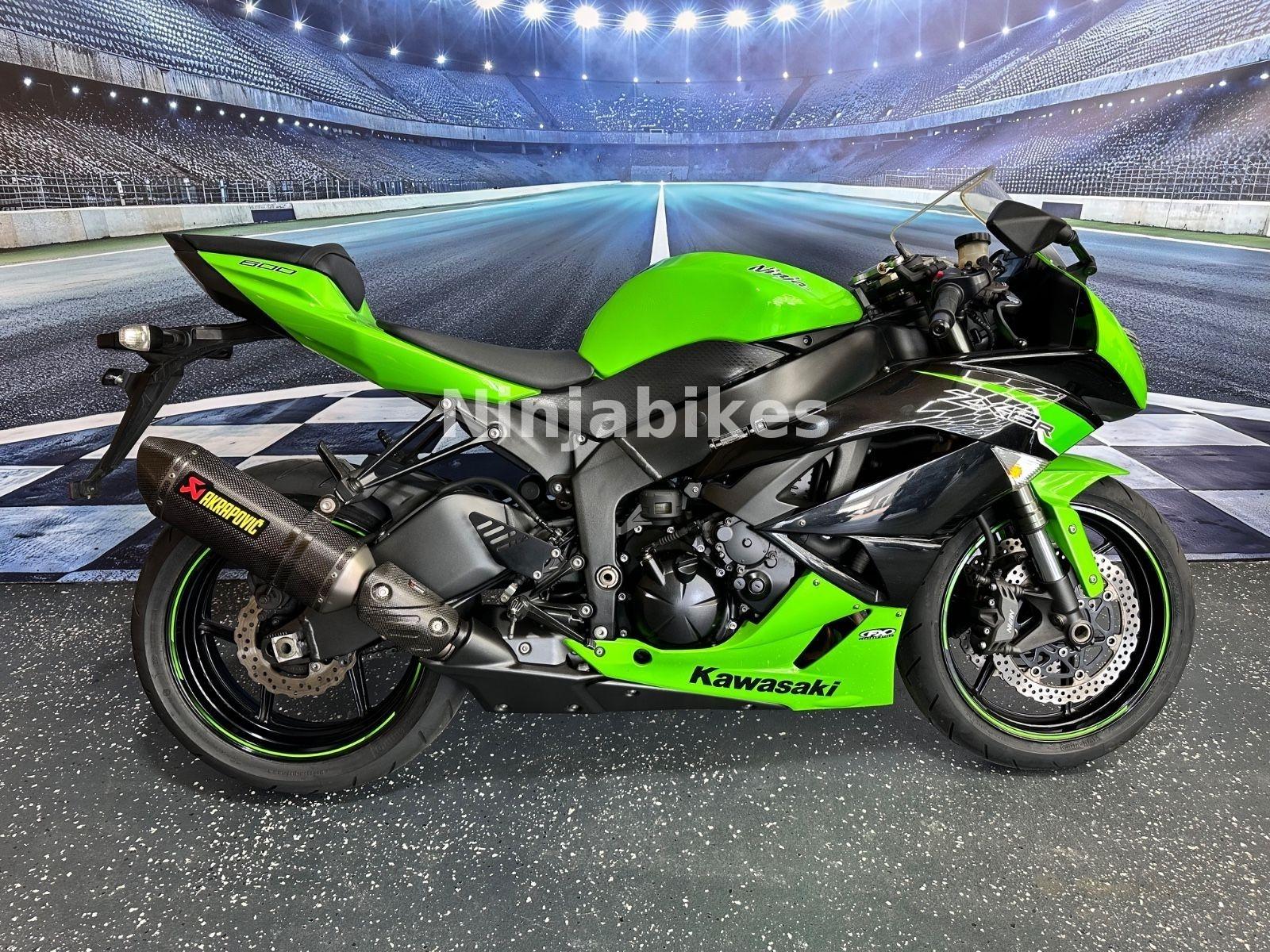 Kawasaki Zx6*Zx6r*zx600r*Akrapovic*1 Hand*