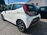 Toyota Aygo AYGO x Automatik Kamera Sitzheizung Alu - Toyota Aygo (X): Automatik