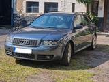 Audi S4 4.2 quattro tiptronic Avant - Audi S4 aus 2004: Kombi