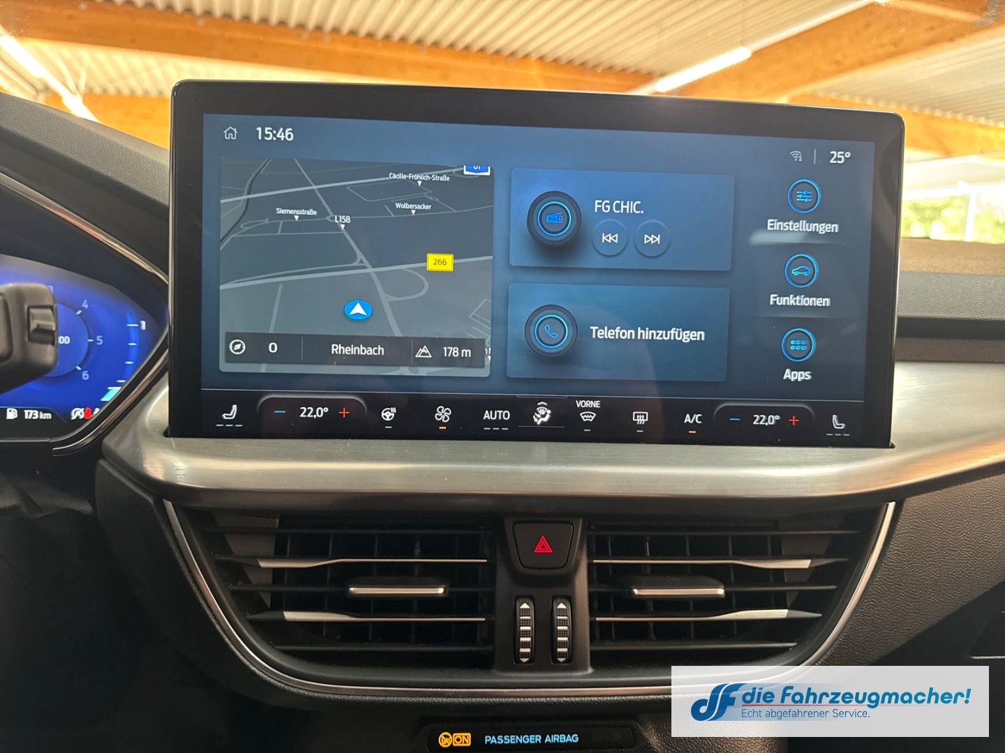 Fahrzeugabbildung Ford Focus Turnier Titanium X Sportpaket AHK-abnehmba