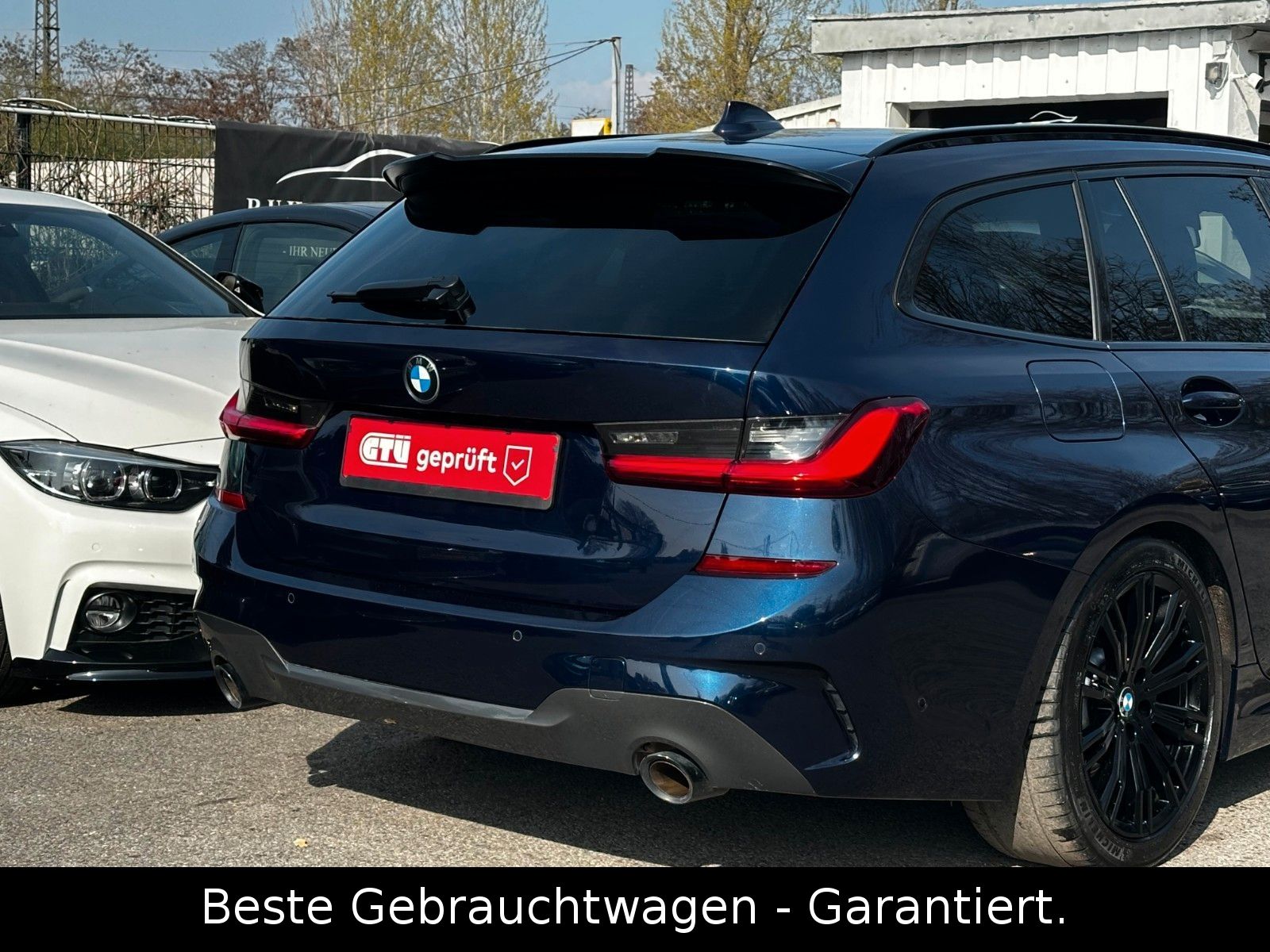 BMW 320i Touring M Sport Auto * PANORAMA * NAVI *TOP foto 9
