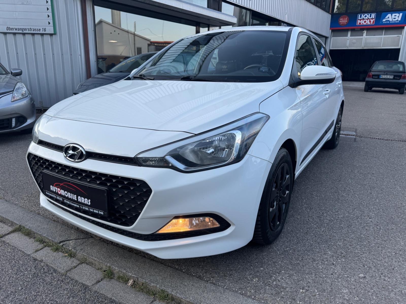 Hyundai i20 1,2 16V KAT Passion 1hand Tüv neu Türen 4/5