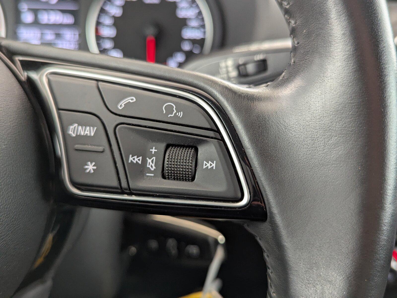 Audi Q2 1.4 TFSI sport LED+PDC+RADIO+Klima/MF-Lenkrad