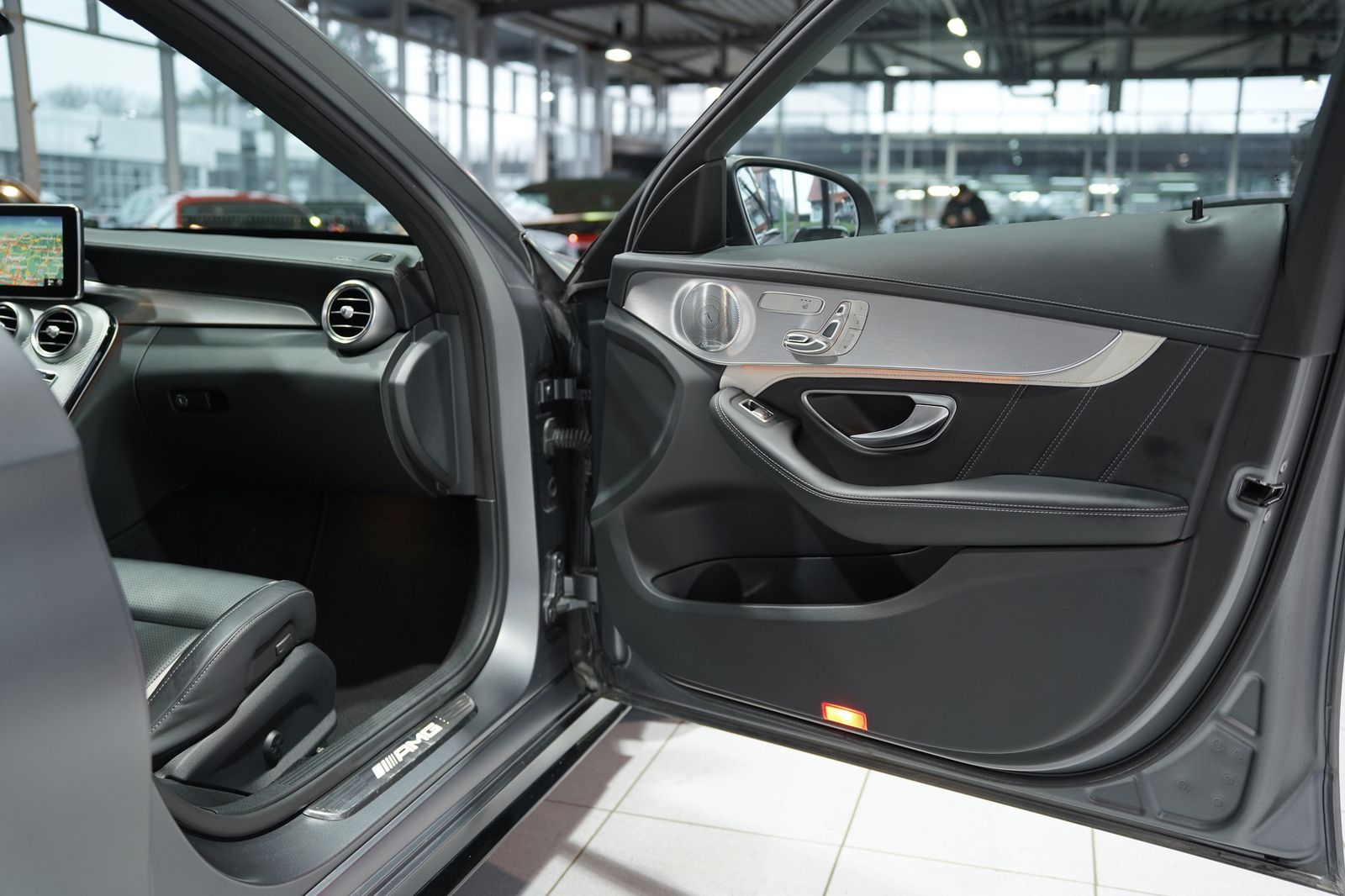 Mercedes Benz C 63 Amg