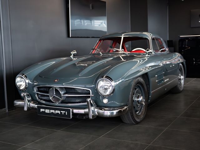 Mercedes-Benz 300 SL Gullwing Replica