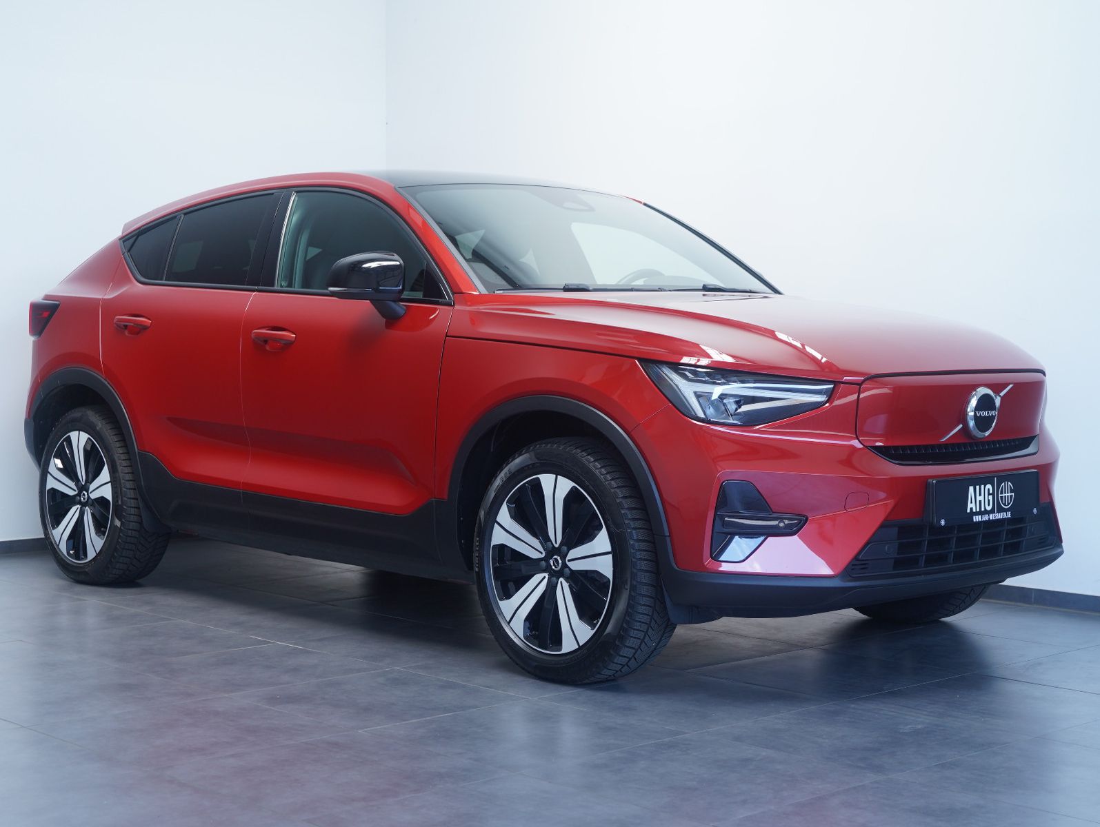 Volvo C40 AWD Plus Recharge Pure Electric AHK imagem 2