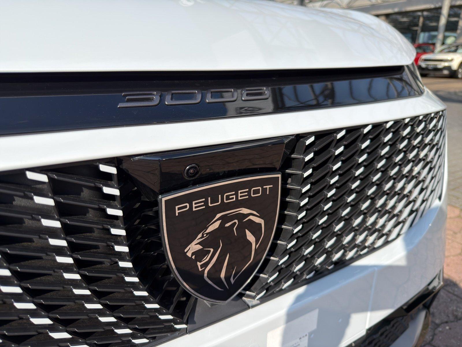 Peugeot 3008 GT 210 Kam.+KeyLess+LED+Navi