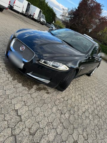 Jaguar XF 2.2 L Diesel