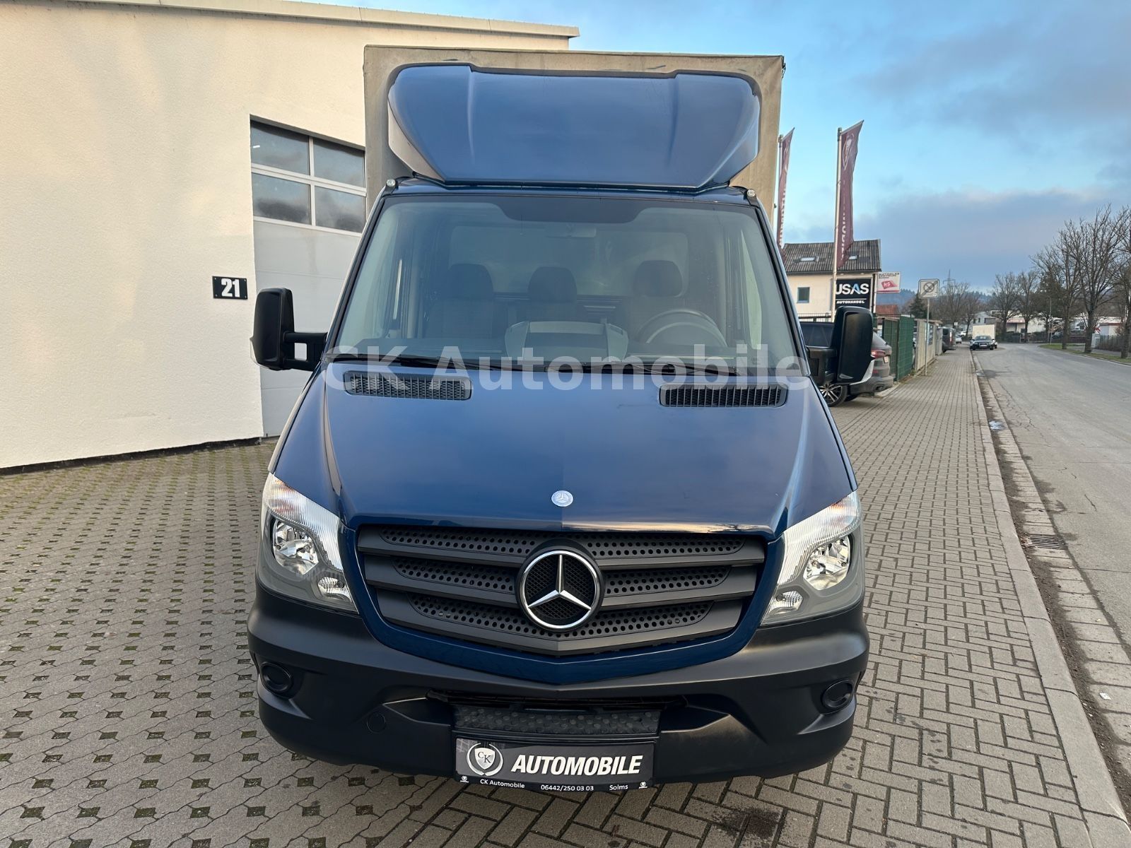 Fahrzeugabbildung Mercedes-Benz Sprinter II Pritsche/Plane 516CDI/Navi/Klima/AHK