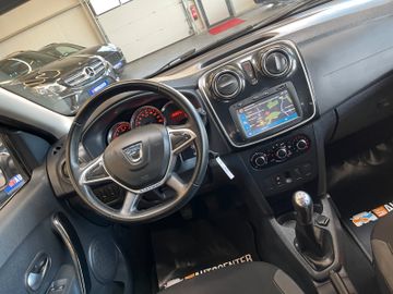 Dacia Sandero II Stepway Celebration *NAVI*PDC*KLIMA*