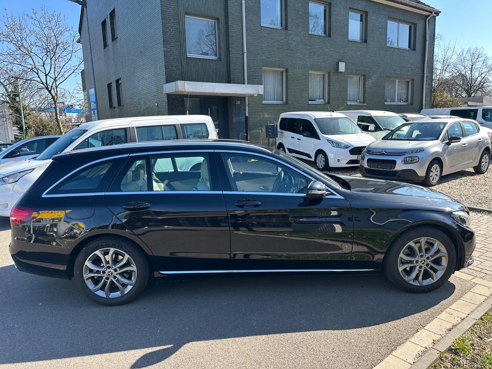 Mercedes-Benz C 180T-Modell Avangarde/Totwinkel/RFK/NAVI/LED/