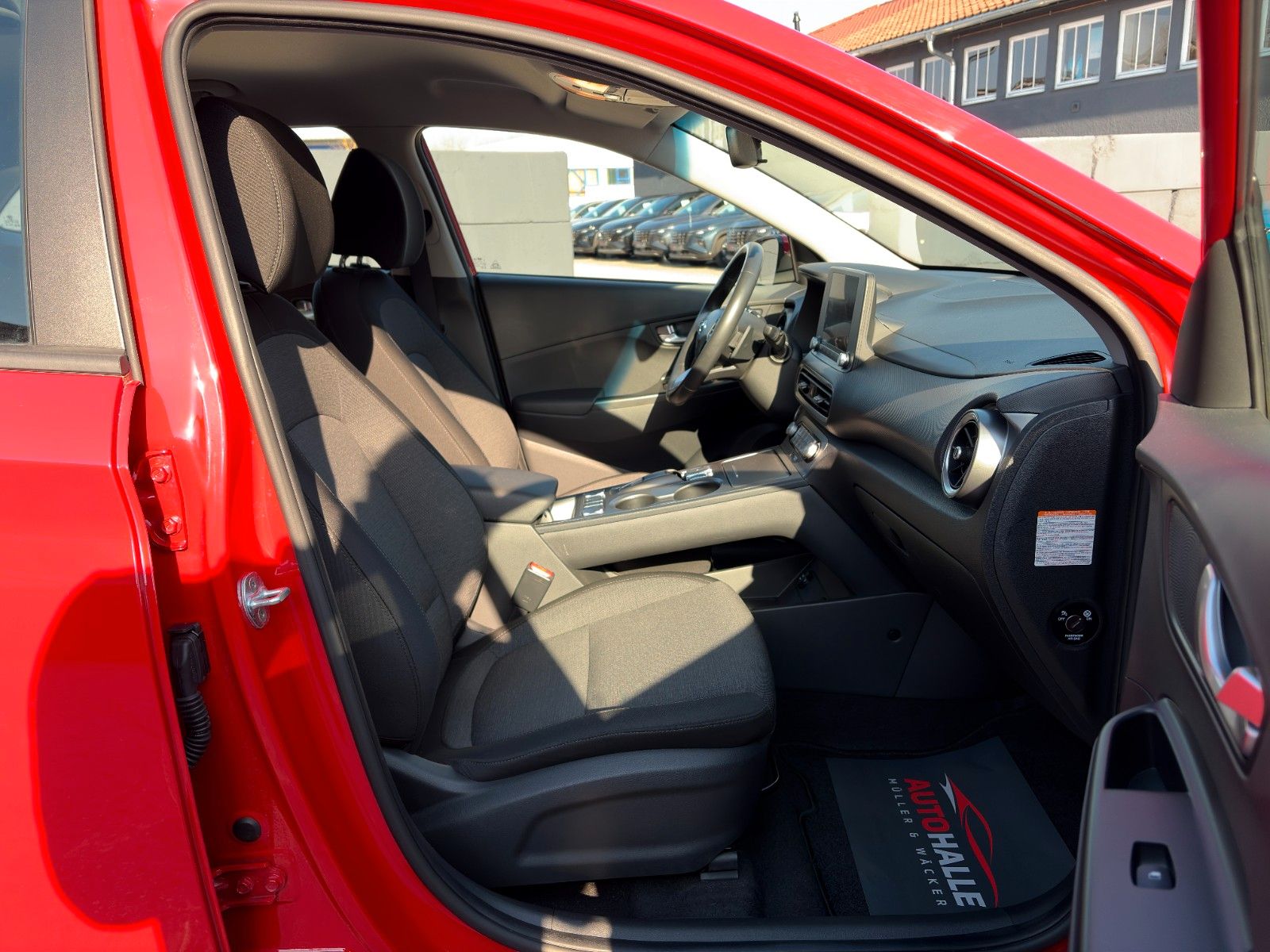 Fahrzeugabbildung Hyundai Kona e Select 2WD CarPlay FCA ACC SHZ PDC Kamera