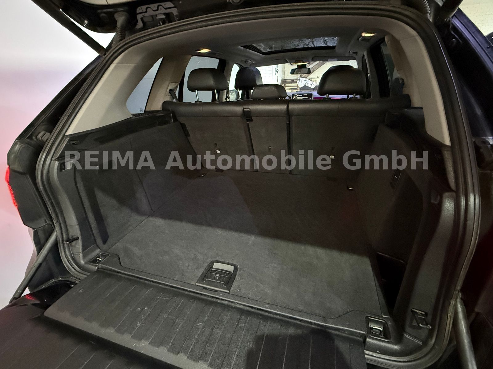 Fahrzeugabbildung BMW X5 xDrive 30 d , M-Sportpaket, Pano, ACC