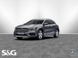 Mercedes-Benz GLA 200 Sport Utility Vehicle AMG TOTWINKEL+18" - Mercedes-Benz GLA 200 mit Benzin-Antrieb: Grau