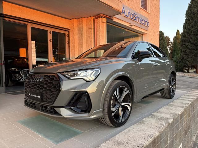 Image of Audi Q3