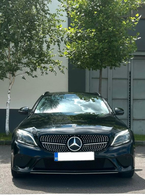 Image of Mercedes-Benz C 200