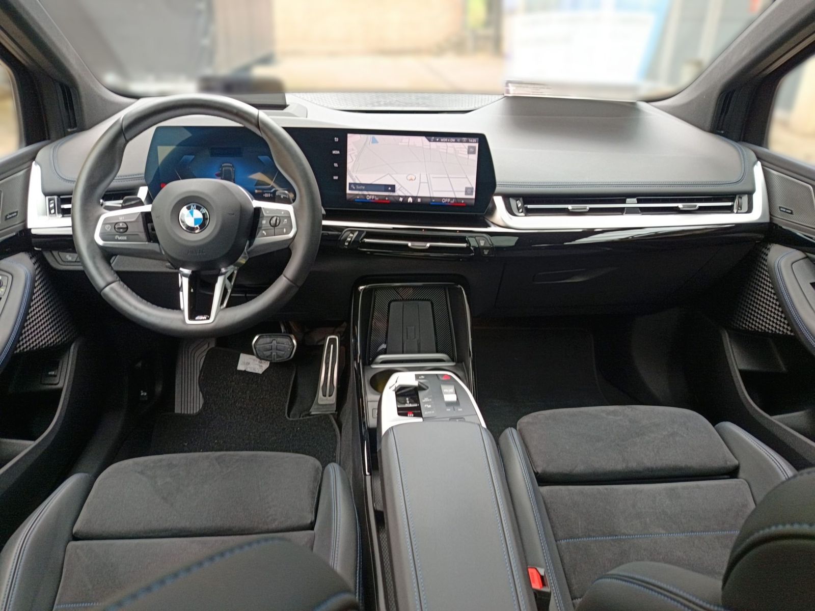 BMW 223 Active Tourer - Bild 23