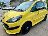Peugeot 1007 Premium *Automatik* Klima* Neue Ispektion - Peugeot 1007: Kleinwagen