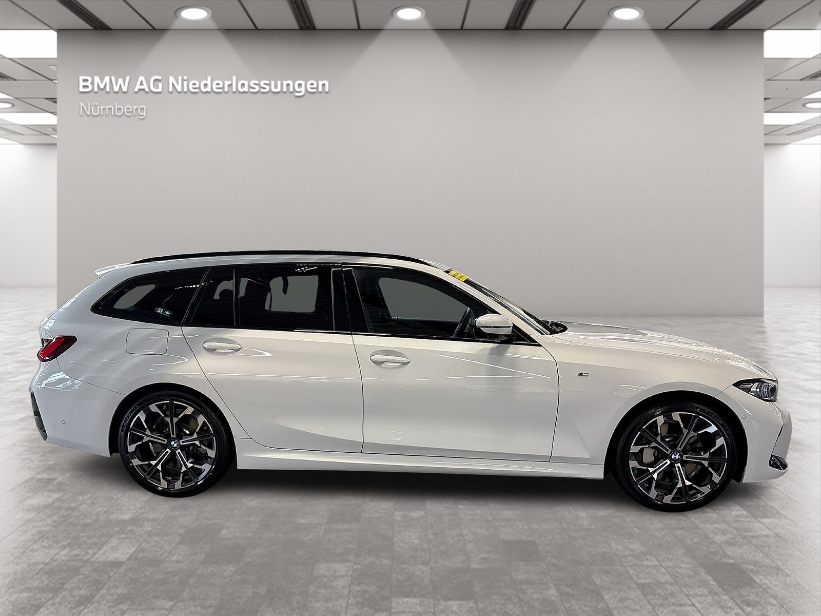 BMW 330d xDrive Touring Kamera360° MSport Abstandst foto 2