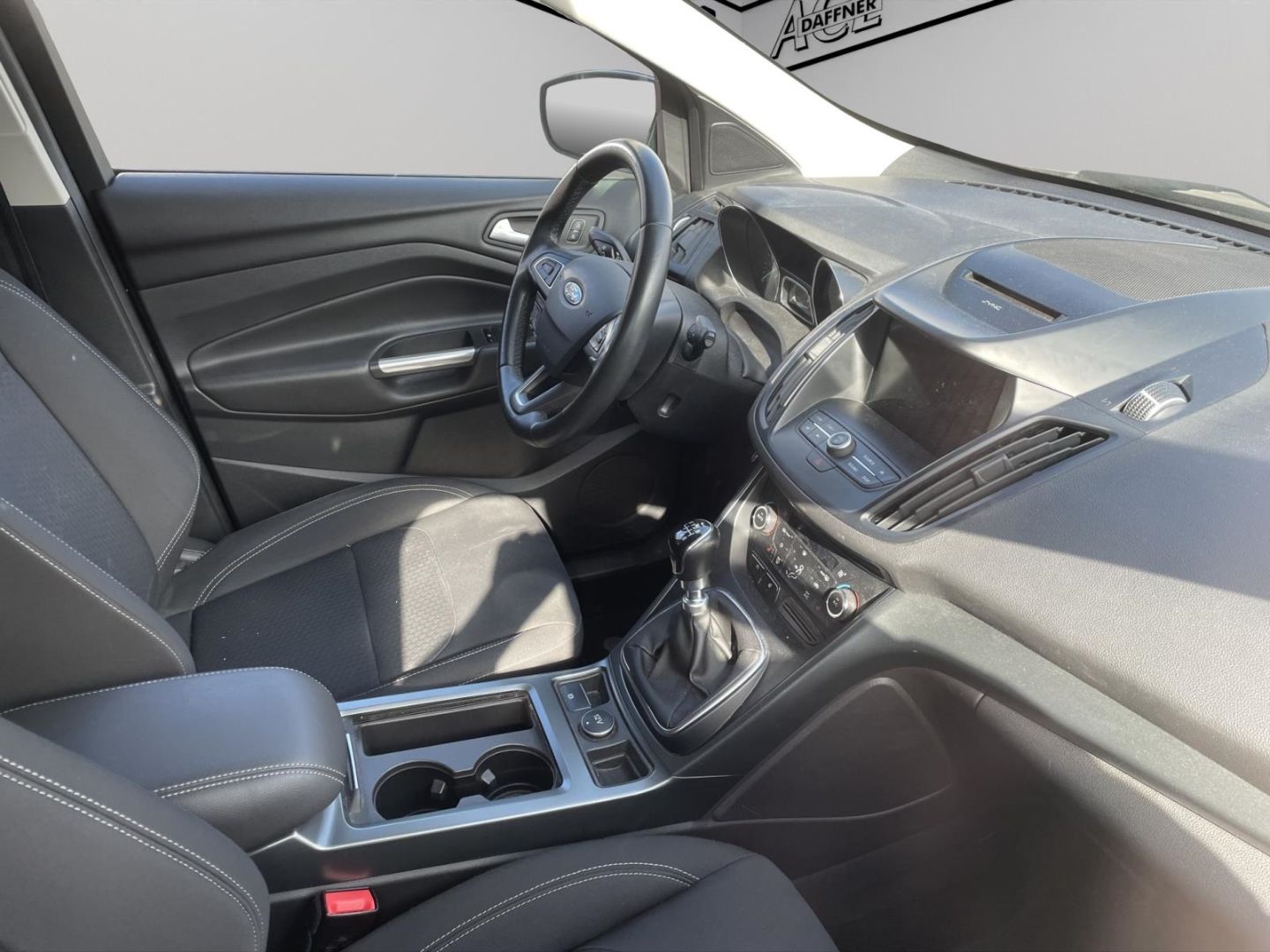 Fahrzeugabbildung Ford Kuga Cool & Connect Navi SHZ LenkradHZG PDC