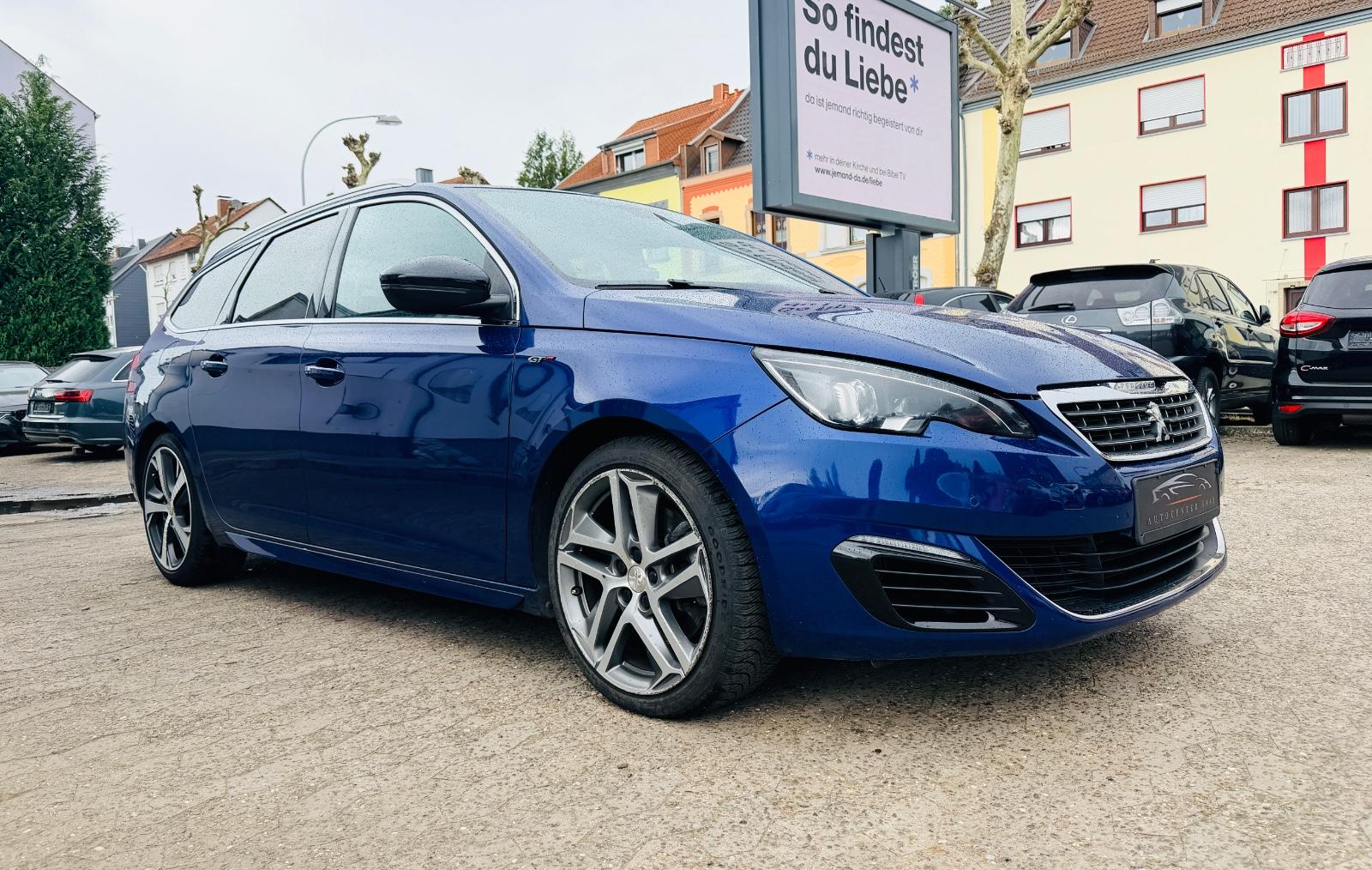 Peugeot 308 SW GT BlueHDi Automatik LED Navi Pano SH AHK