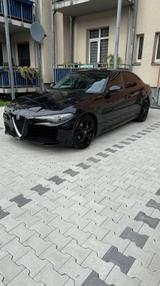Alfa Romeo GiuliaDiesel Automatik Turbolader,Zahnriemen neu - Alfa Romeo Giulia von privat