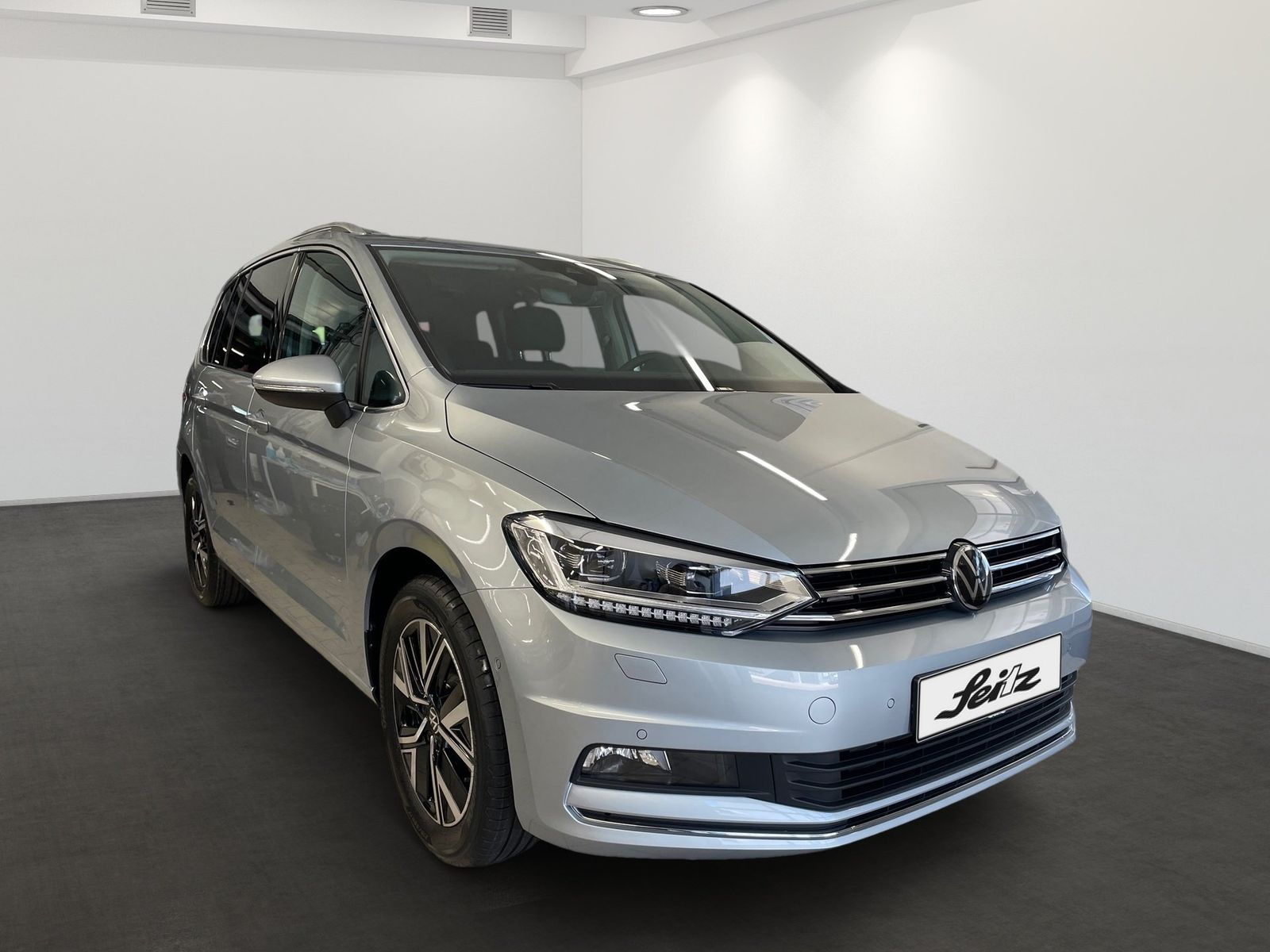 Volkswagen Touran 2.0 TDI Highline AHK NAVI KAMERA foto 3