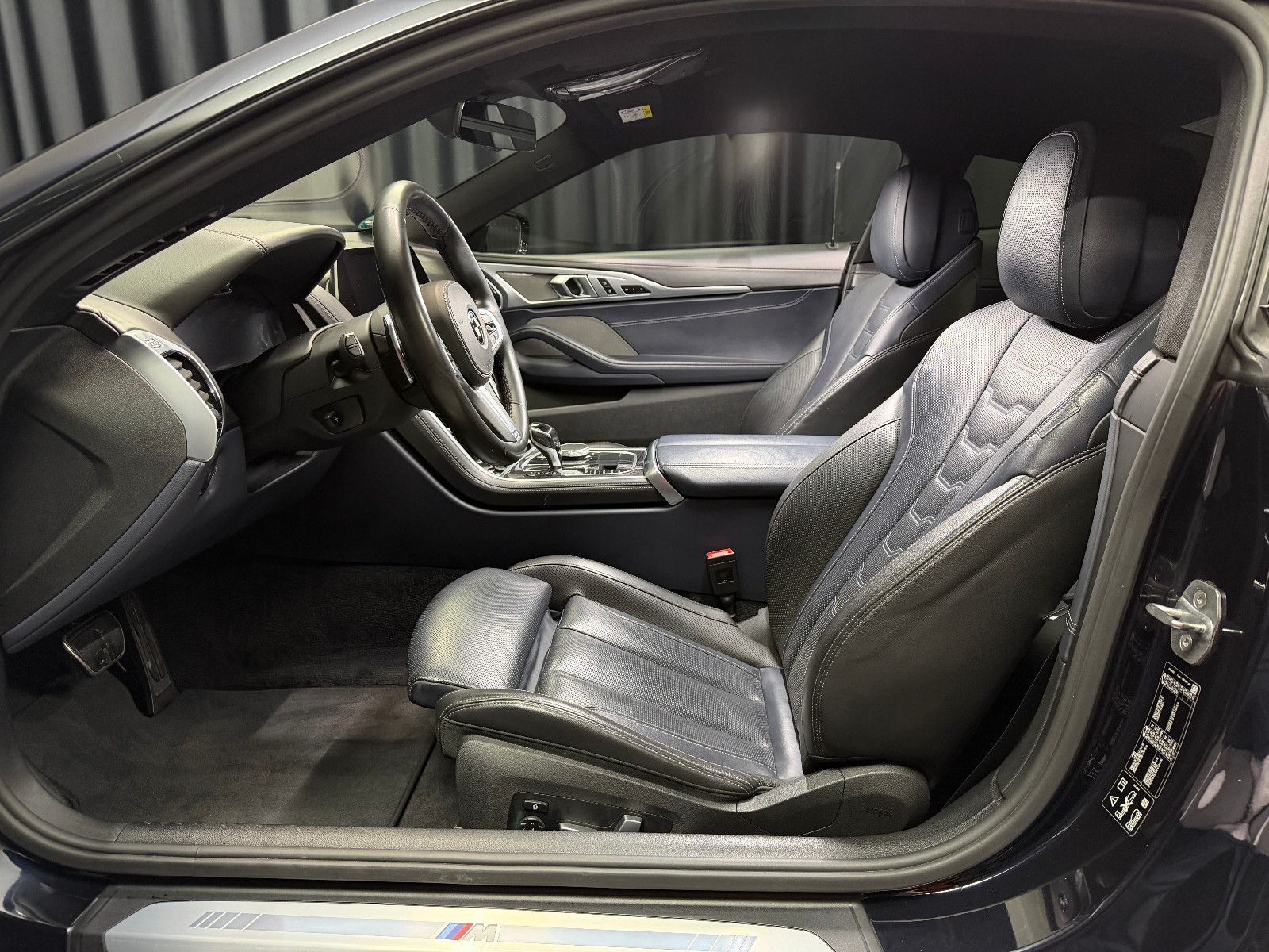 Fahrzeugabbildung BMW 840i xDrive M Sport|INDIVIDUAL|LASER|360|HUD