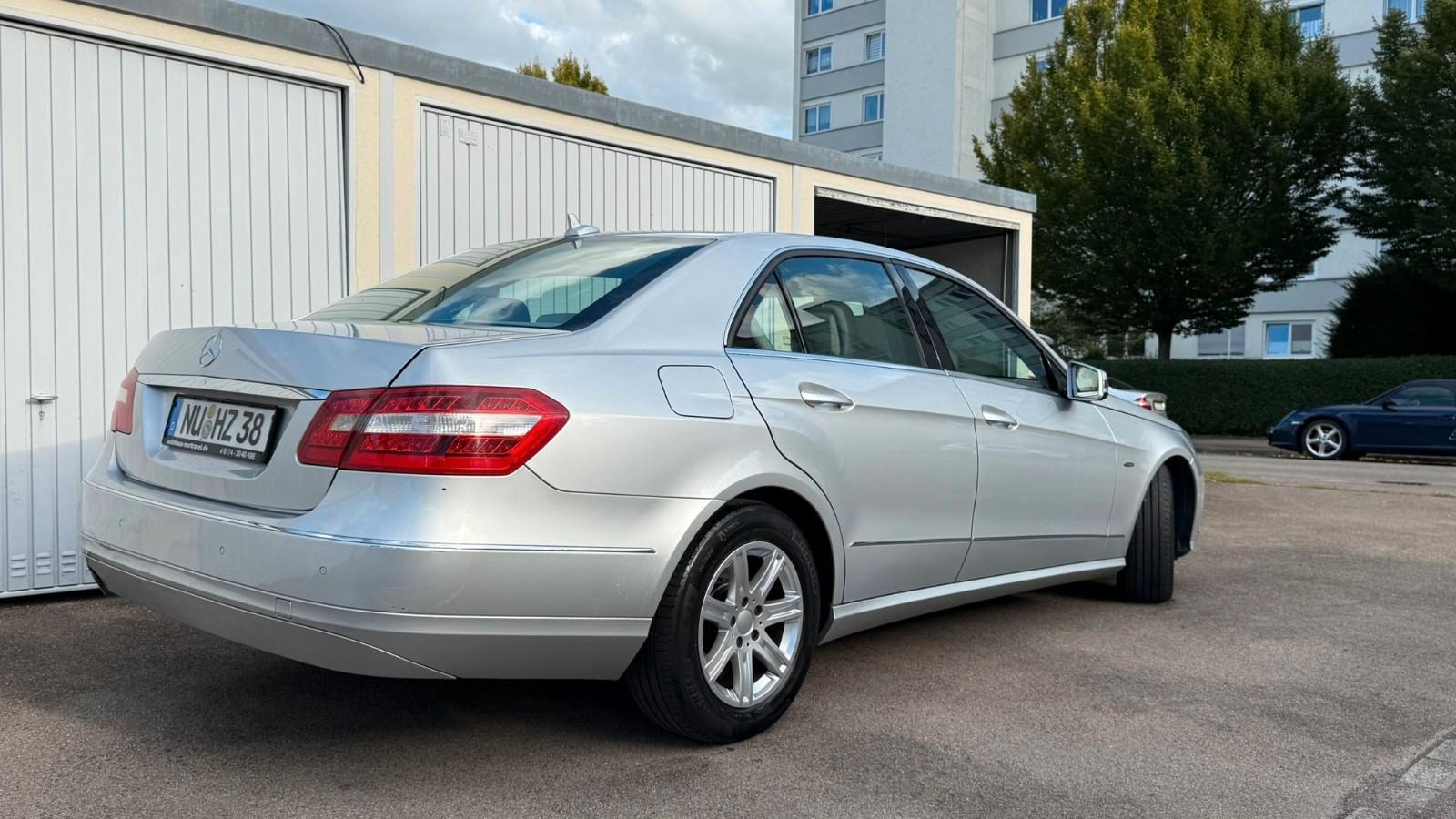 Mercedes-Benz E 200