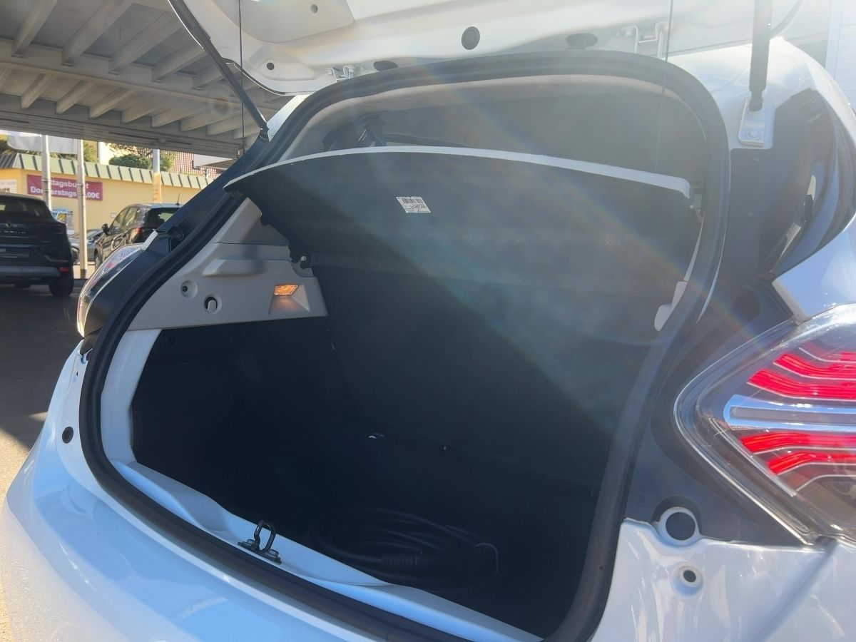 Fahrzeugabbildung Renault ZOE LIFE R110 Z.E50 *Batteriemiete*