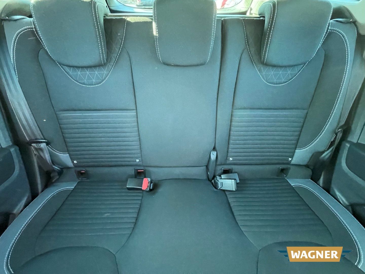 Fahrzeugabbildung Renault Clio IV Grandtour Luxe Sitzheizung Tempomat