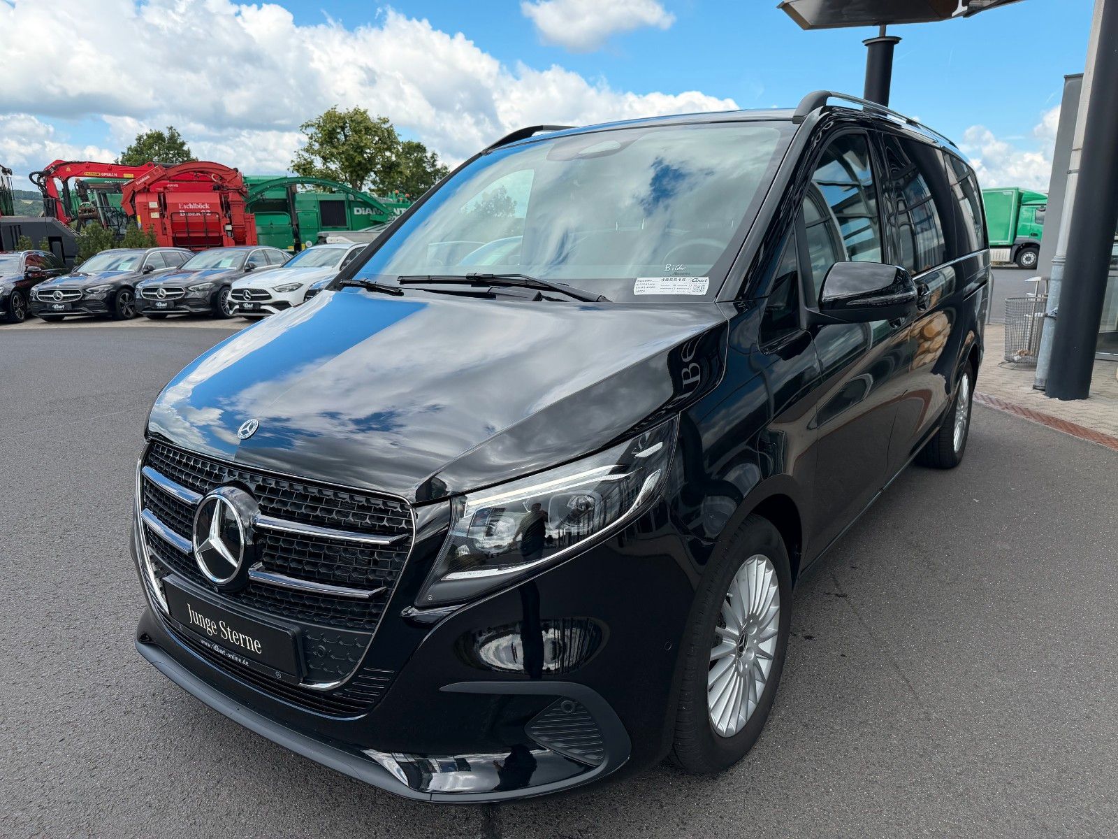 Fahrzeugabbildung Mercedes-Benz V 250 d STYLE LED AHK2,5to DISTRONIC LED