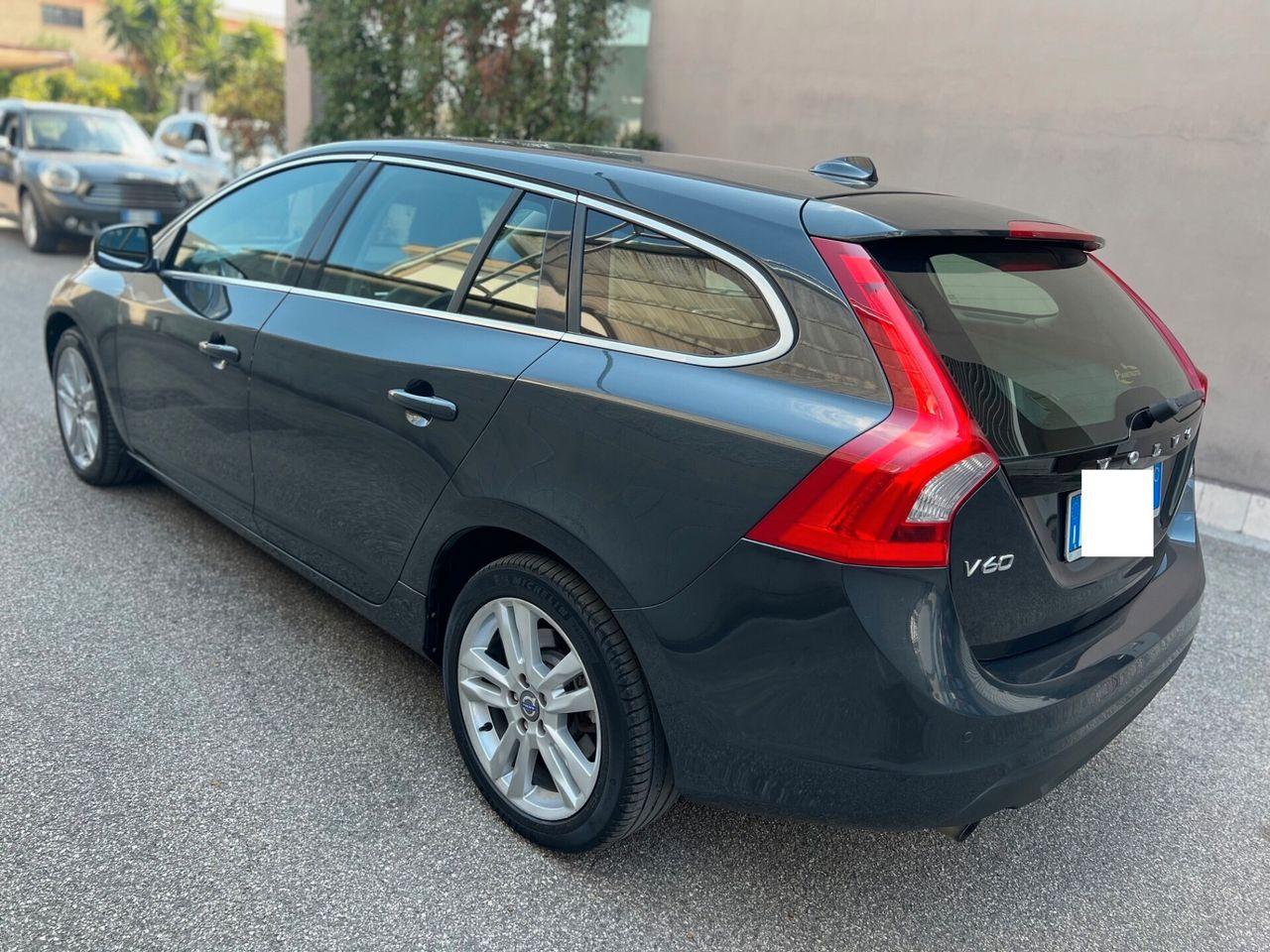 Volvo V60 2012 — photo 5