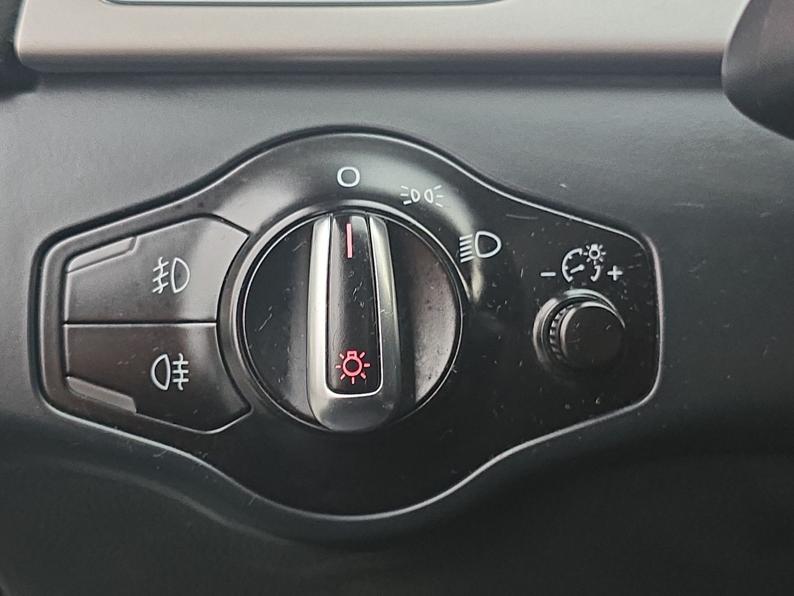 Fahrzeugabbildung Audi A5 Sportback 2.0 TDI S-LINE PDC+AHK+KLIMA