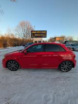 Audi A1 Sportback*TÜV NEU*AUTOMATIK*S-LINE*KLIMA - Audi A1 bis 20.000 Euro
