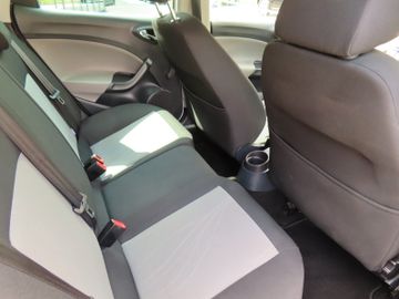 Fotografie 9 des Seat Ibiza Lim. Style "SUN" 1.2 TSi , LM, Climatronic