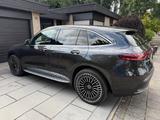 Mercedes-Benz EQC 400 4MATIC AMG 21 Zoll Keyless AHK - Mercedes-Benz EQC