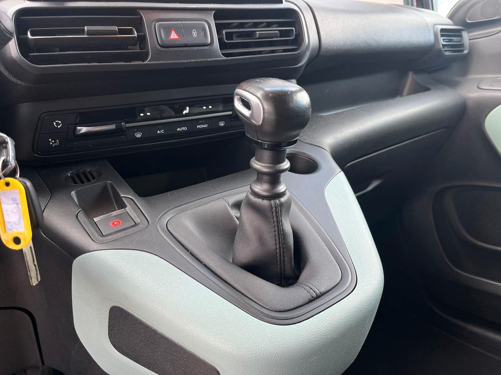Fahrzeugabbildung Citroën Berlingo Feel M*1.Hand*Allwetter*