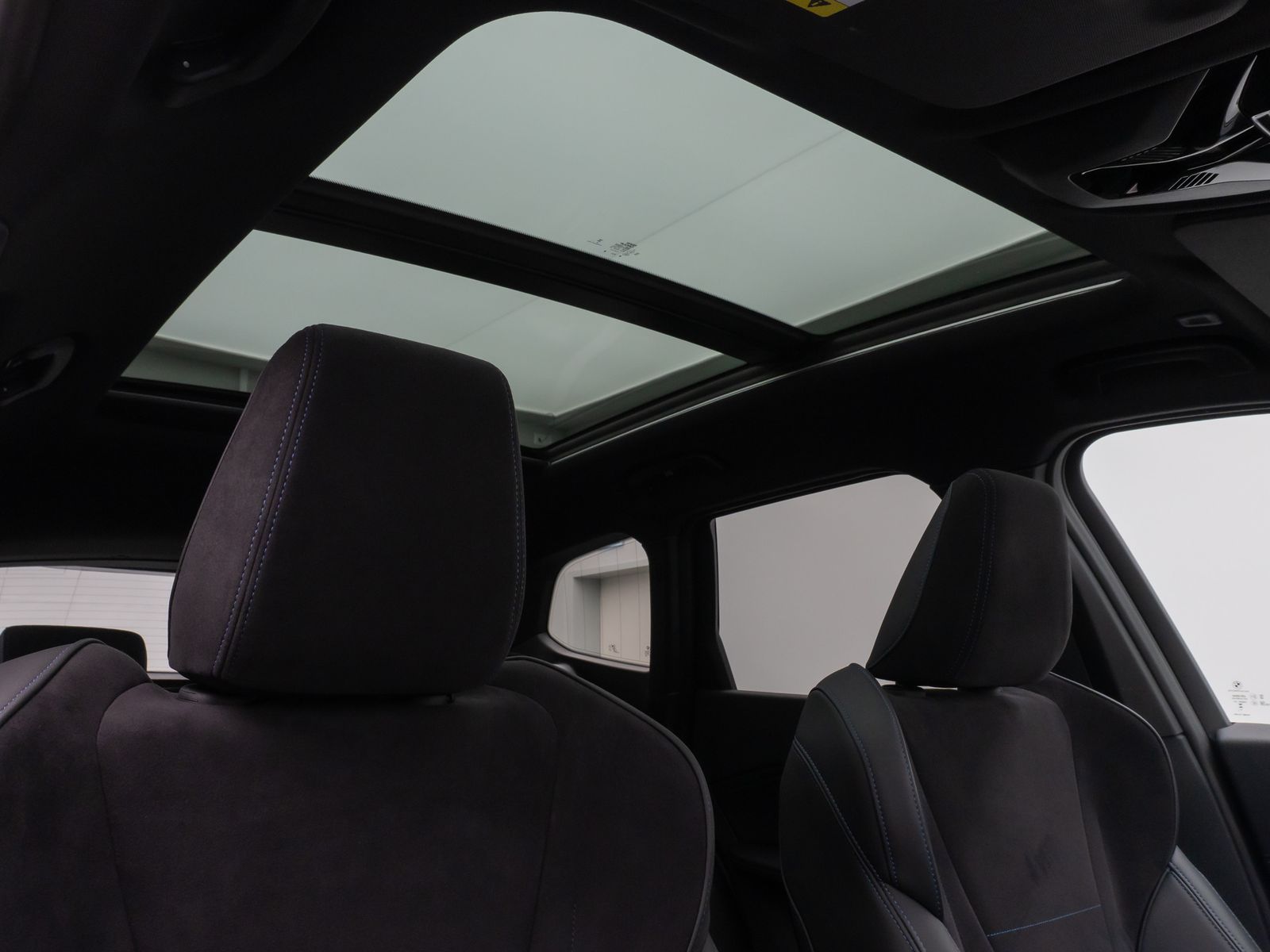 Fahrzeugabbildung BMW X1 sD20i M Sport Panorama Kamera DAB H/K Komfort
