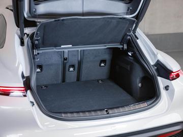 صورة مصغرة 29 لـ 2026 Porsche TAYCAN