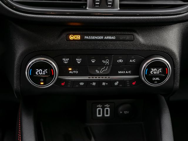 Ford Kuga ST-Line X HUD AHK klapp. Navi Digi-Cockpit