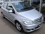 Mercedes-Benz B 200 Parktronic Tempomat SHZ - gebrauchte Mercedes-Benz B 200 aus dem Jahr 2011
