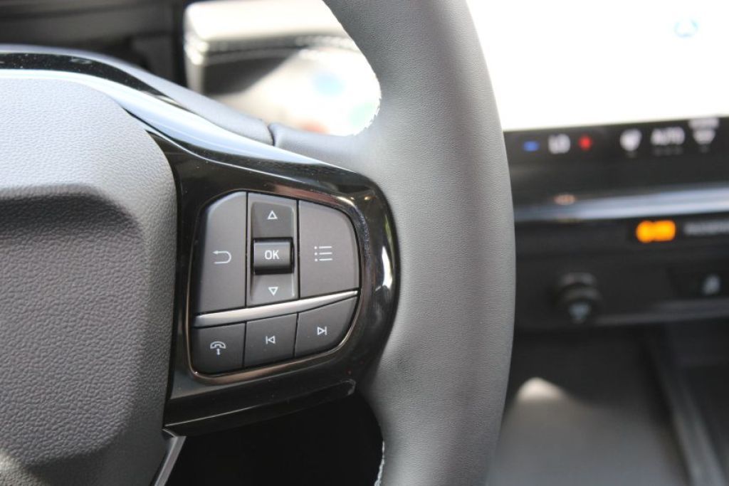 Fahrzeugabbildung Ford Puma TITANIUM