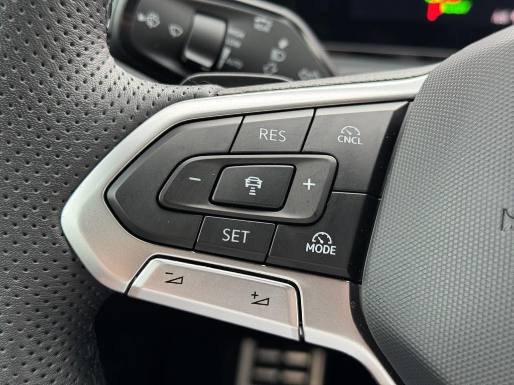 Volkswagen T-Roc 1.5eTSI R-Line *MATRIX*ACC*NAVI*KAMERA*KEY, миниатюра 13